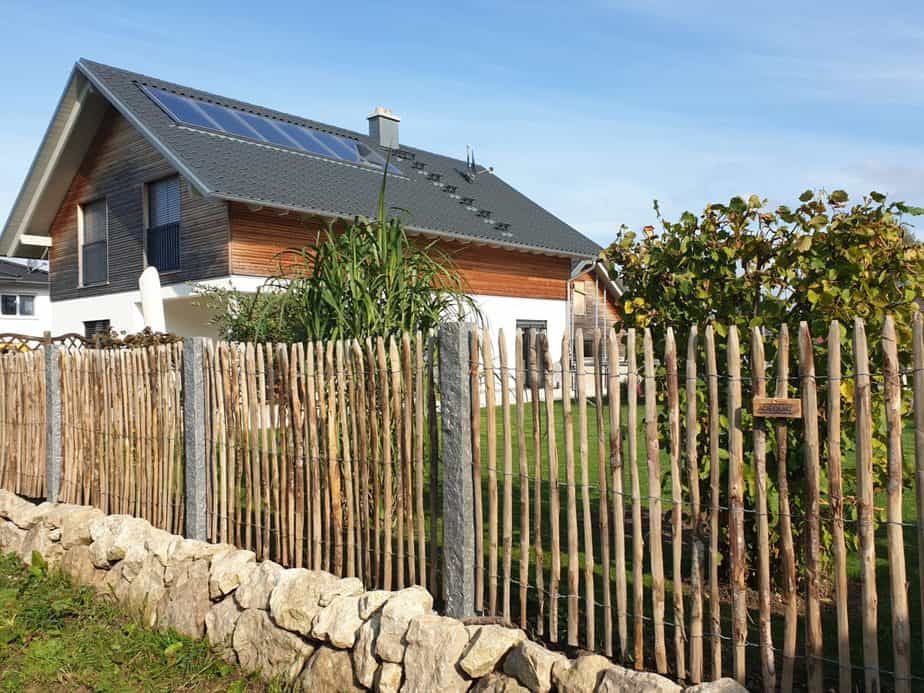 Kastanjehegn eller stakithegn 120 højt 4 cm afstand mellem stavene