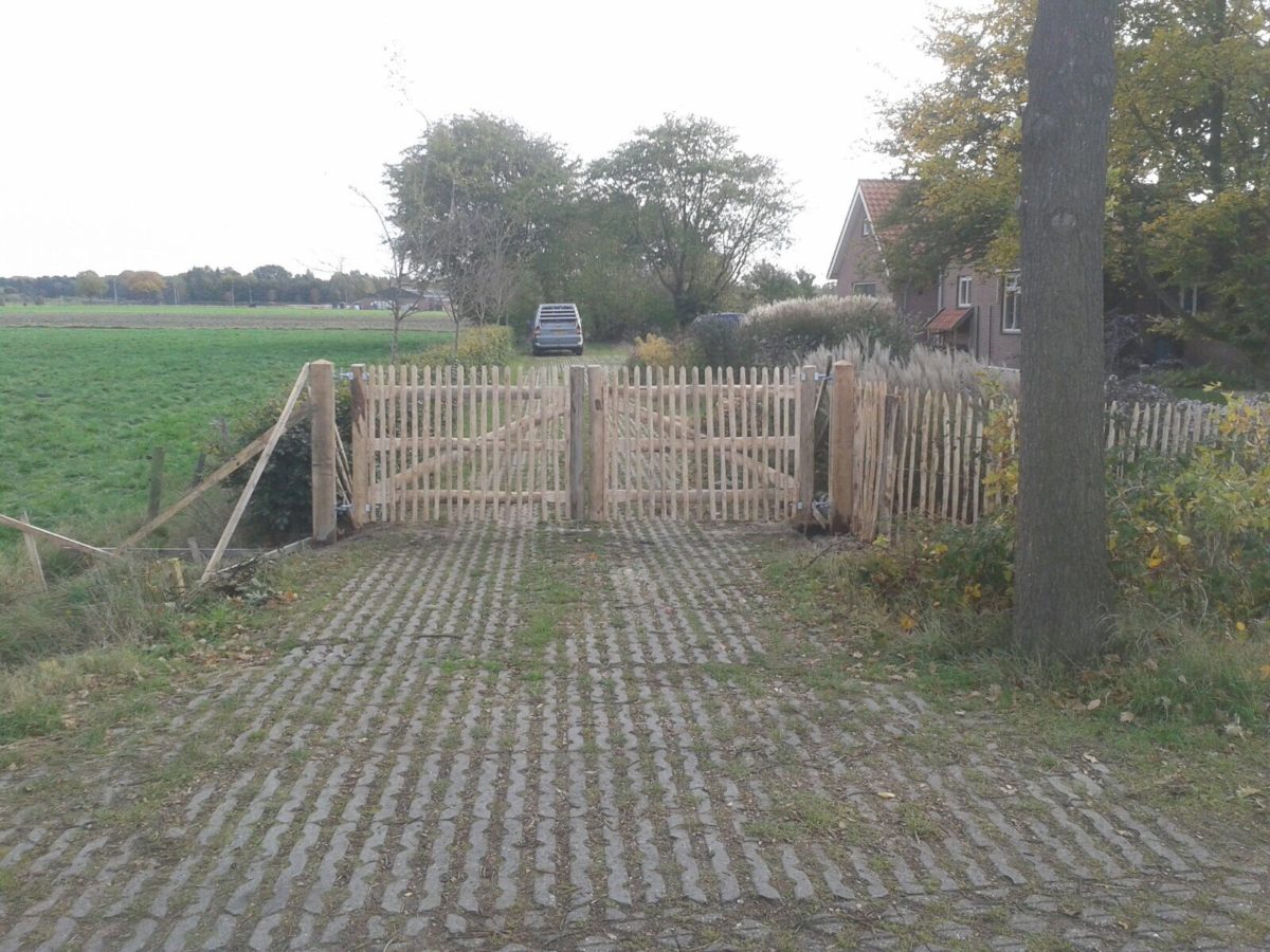 Portail français en rondins double battant 120 cm de hauteur - Image 9