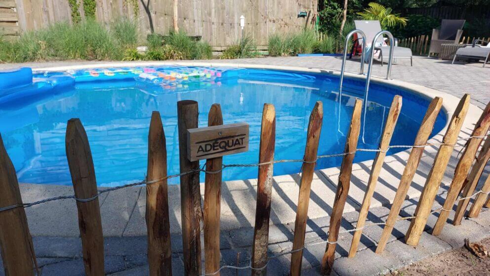 châtaignier de 50 cm de hauteur et avec un espacement de 8 cm entre les lattes. Securise une piscine.