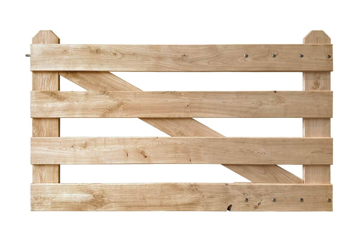 Portail rustique angle 4 planches châtaignier simple
