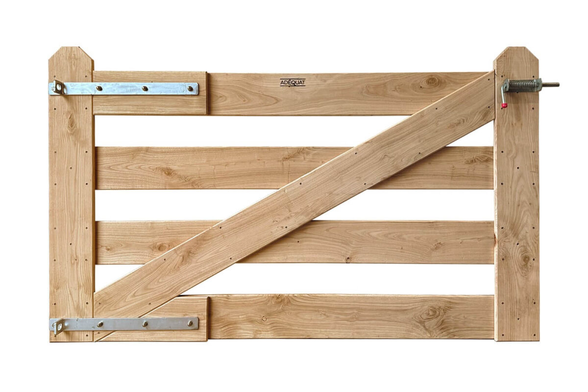 Portail rustique angle 4 planches châtaignier simple – Image 2