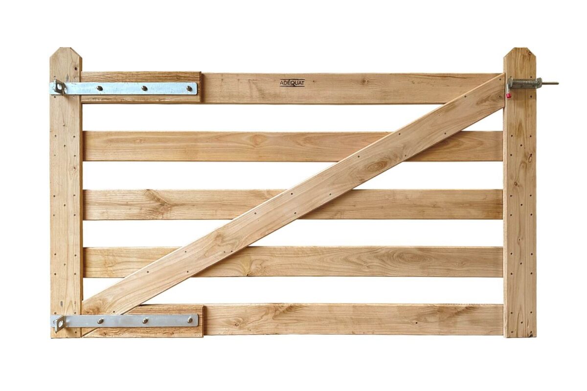 Portail rustique angle 5 planches châtaignier simple – Image 2