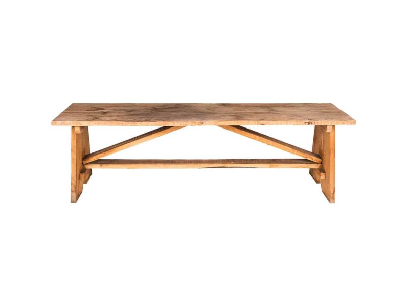 Eiken bank van gezaagd hout