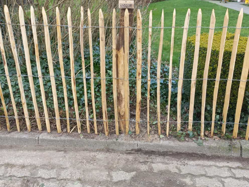 Frans schapenhek kastanje 120 cm hoog met latafstand 6 cm Adéquat
