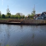 Frans schapenhek van kastanjehout met een hoogte van 80 cm en een latafstand van 8 cm