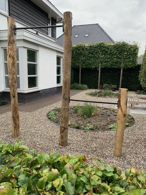 Kastanje palen met een hoogte van 175 en 300 cm en een diameter van 13-16 cm Adequat