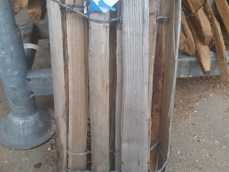 Kastanje schapenhek 80 cm hoog, latafstand 6 cm - reststuk 155 cm - nr 121