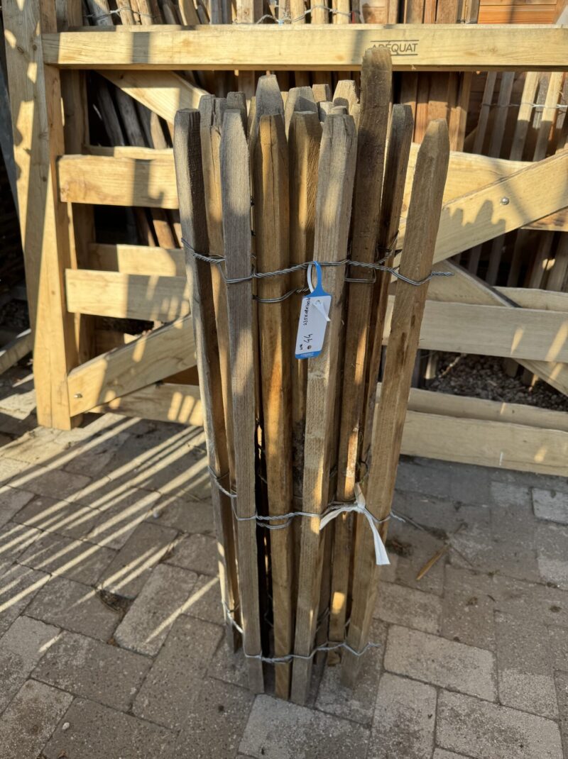 Robinia schapenhek 100 cm hoog, latafstand 8 cm - 235 cm lang (44)