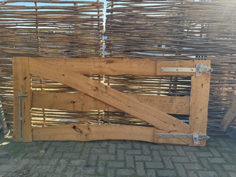Nr15 boeren schaaldeelpoort 250Bx120H